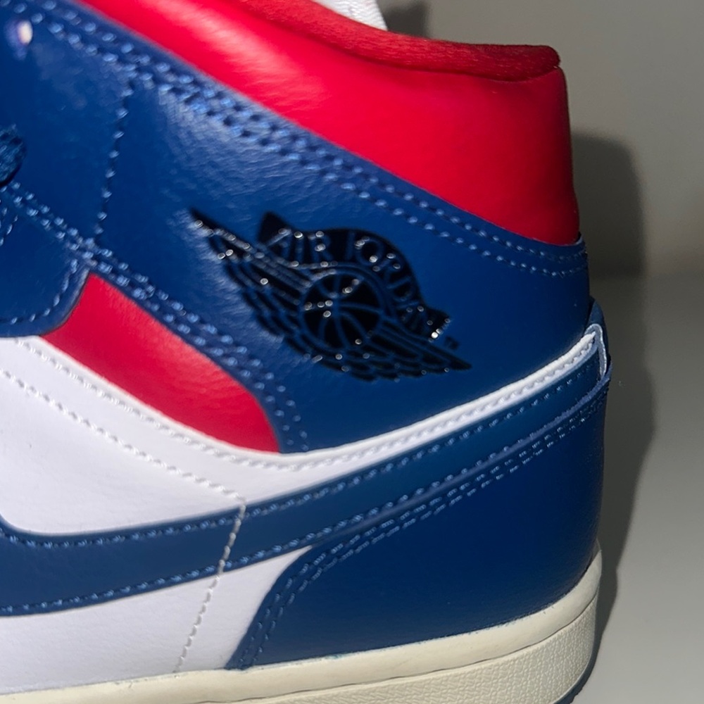 Nike Air Jordan High-Tops - Navy, Red, White - Picture 5 of 9